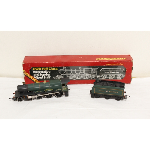 342 - Collection of vintage model railway engines and carriages, all play worn with some damages, various ... 