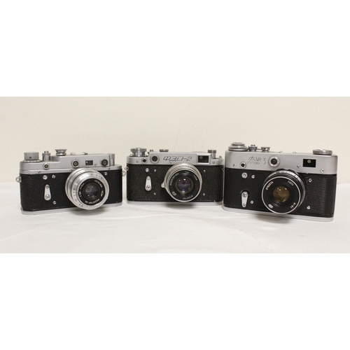 377 - Five vintage cameras to include a Russian Fed 3 with 53mm F2.8 lens and a Japanese Yashika J camera ... 