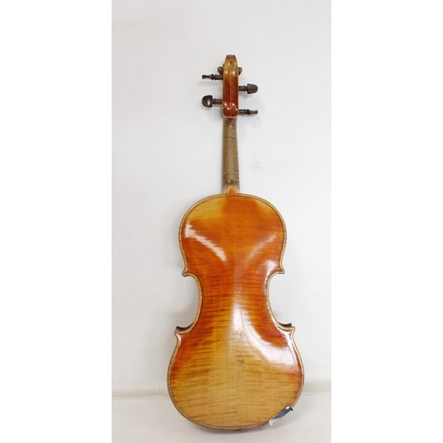 176 - Antique 19th century German 4/4 violin modelled after a 1721 Stradivarius. In original fitted hard c... 