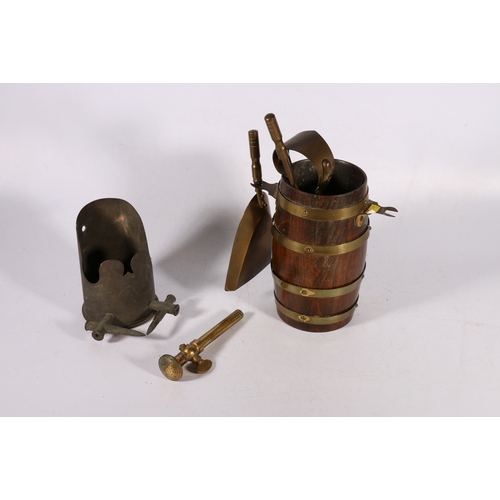 132 - Oak companion set with barrel container and a Trench Art piece.