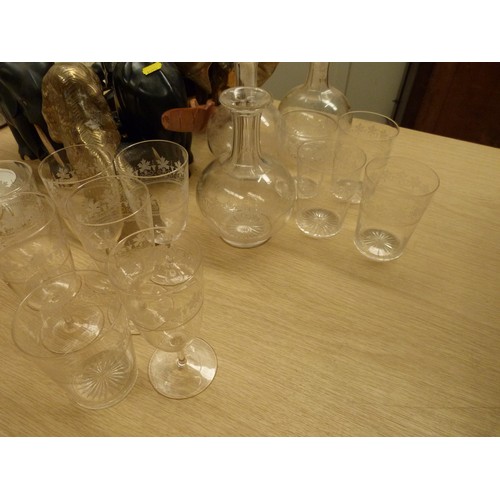 40 - Four heavily cut glass dishes and a pair of comports.