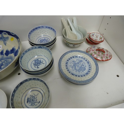 50 - Japanese blue and white floral field bowl and oriental teawares.