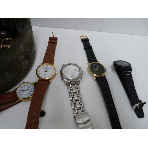 62 - Collection of lady's and gent's wristwatches and a white metal tub.