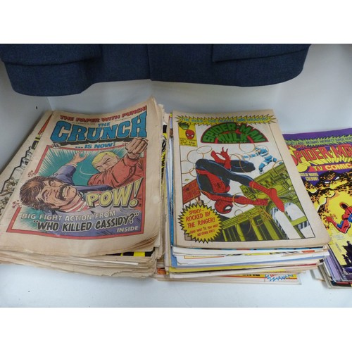 158 - Collection of vintage comics to include Spiderman, The Hulk etc.