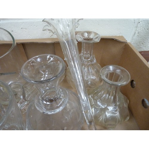 89 - Large box of glassware to include cut glass jugs.