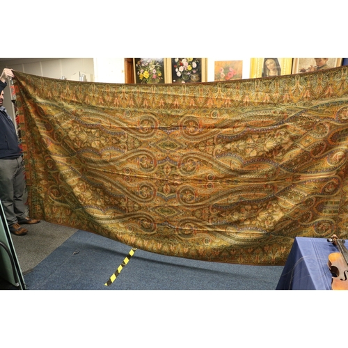 324 - Mid 19th century Paisley pattern shawl, 344cm x 160cm