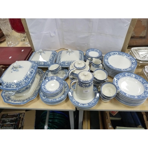 135 - Maling oriental patterned part dinner service.