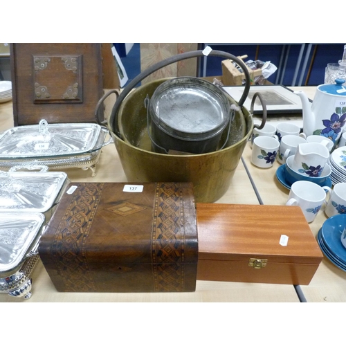 137 - Walnut inlaid box and another, jelly pans and tin.