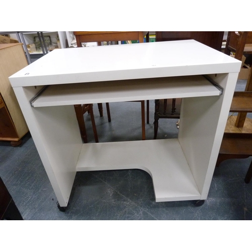 362 - White computer desk.