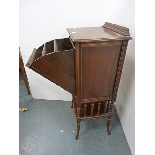 398 - Mahogany music cabinet, Rd No 27/230.