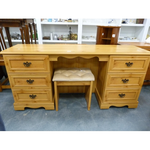 401 - Bedroom furniture comprising chest of drawers, two bedside chests, dressing table and stool.