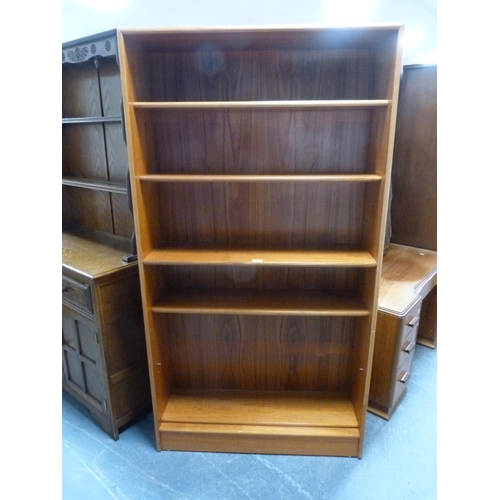 418 - Teak bookcase.