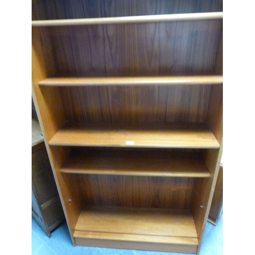 418 - Teak bookcase.