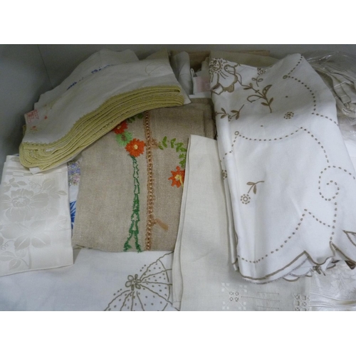 43 - Assorted vintage tablecloths and other linen etc.