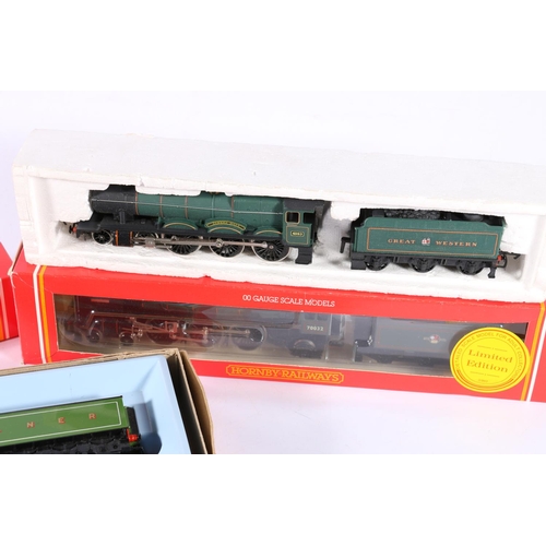 100 - Four Hornby OO gauge model railway locomotives including 4-6-2 Tennyson tender locomotive 70032 BR g... 