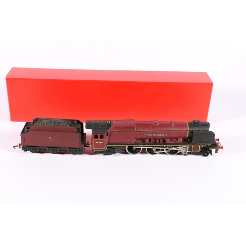 98 - Wrenn Railways OO gauge model railway W2226 4-6-2 City of London tender locomotive 46245 BR maroon, ... 