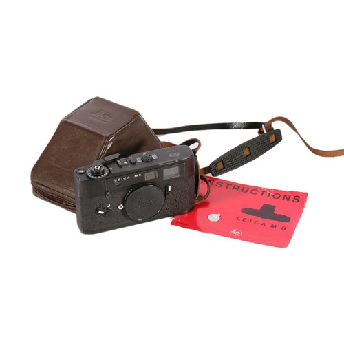 Ernst Leitz Wetzlar Leica M5 camera body, serial number 1287744