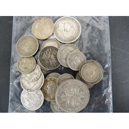 286 - Mostly British or Commonwealth .55 and .925 purity coins to include a Canadian 1880 25 cents, Aunc 1... 