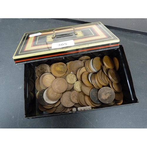 305 - Collection of British coins, mostly pennies and half pennies.