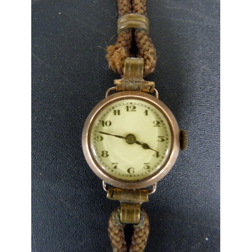 306 - Vintage lady's 9ct Swan wristwatch, dated 1937.