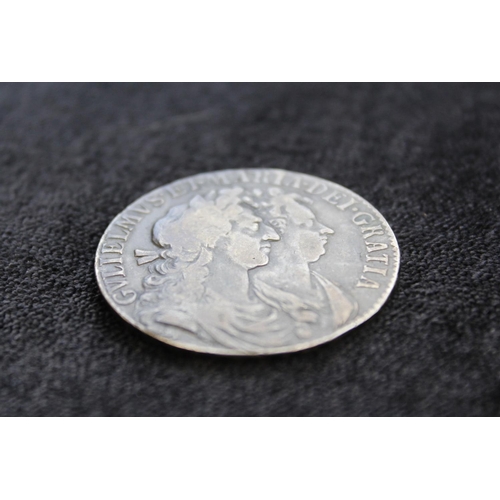 95 - United Kingdom: William & Mary silver halfcrown 1689 first reverse with unfrosted caul. Fine... 