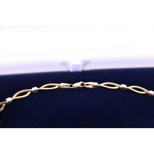 143 - 9ct gold yellow and white gold necklace 11.5g in Macintyres of Edinburgh box