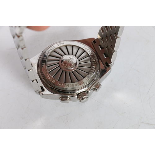 190 - Breitling Chronometre B-1 A78362 wristwatch with stainless steel case, stainless steel strap and saf... 