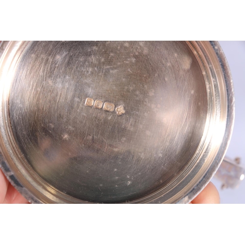 57 - Contemporary silver tankard commemorating the 1981 Royal Wedding with incised crests by St James Hou... 