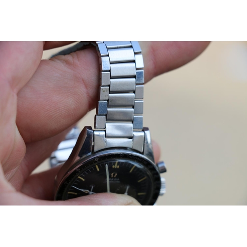 193 - Gents Omega Speedmaster Moon type stainless steel cased wristwatch, the black dial with three subsid... 