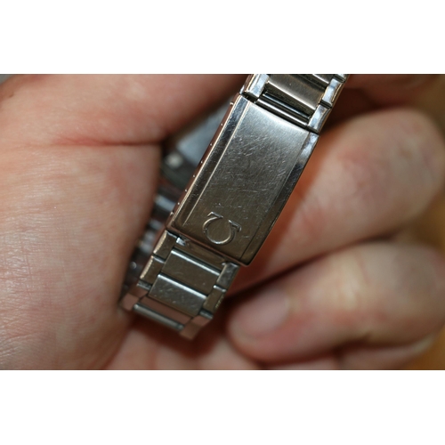 193 - Gents Omega Speedmaster Moon type stainless steel cased wristwatch, the black dial with three subsid... 