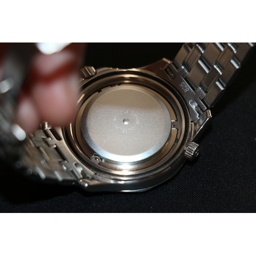 87 - Omega Seamaster Professional 300m Co-Axial automatic chronometer stainless steel wristwatch together... 