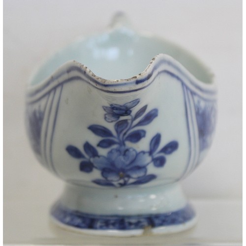 227 - Six pieces of 18th/19th century Chinese blue and white porcelain, comprising: sauce boat decorated w... 