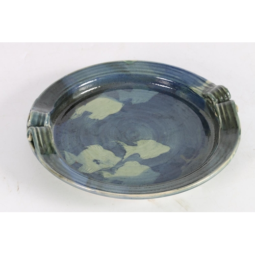 25 - George Ormerod Studio Pottery twin-handled dish decorated with fish, 28cm diameter.