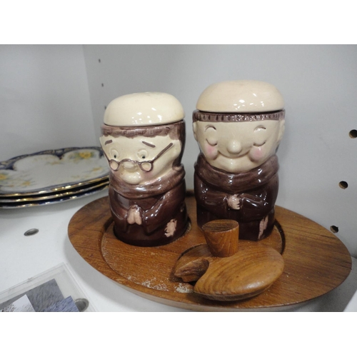 96 - Novelty jar and cover, sugar dispenser modelled as an apple, four sundae dishes, china plates, novel... 