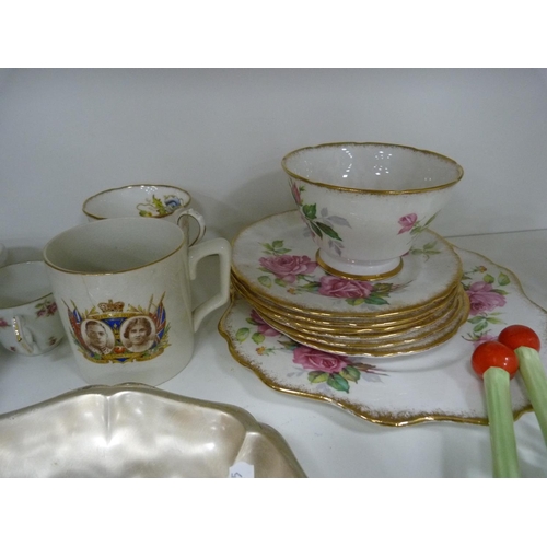 100 - Two glass jelly moulds, pair of ceramic salad servers, commemorative tankard depicting the Coronatio... 