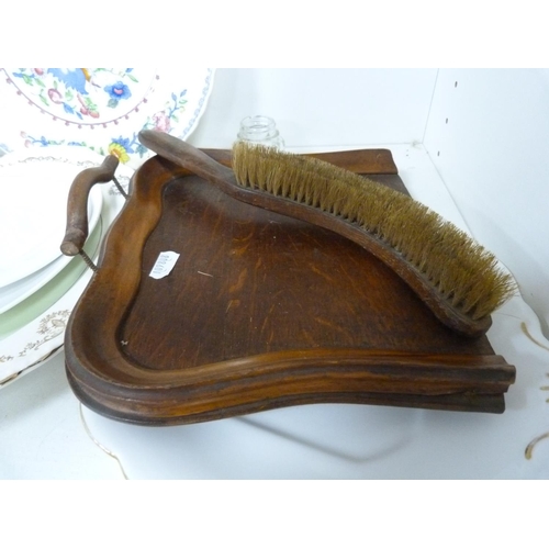 104 - Mason's Regency pattern dinner plate, pair of Gray's Pottery floral decorated plates, biscuit plates... 