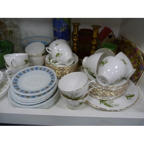 77 - Royal Worcester Evesham pattern vegetable dish, small Chinese prunus decorated ginger jar and cover,... 
