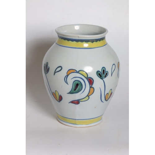 33 - Buchan of Portobello Sutherland vase #306/8/M6-268, 21cm tall.