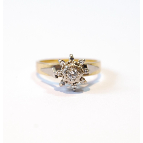 147 - Diamond cluster ring with brilliants, in gold, '18ct', size O, 4.7g.