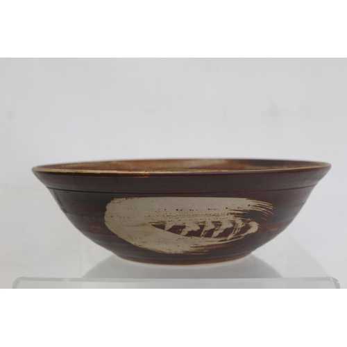 319 - Harry and May Davis Crowan Cornish studio pottery circular bowl with wax resist, brown and celadon g... 