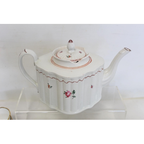 341 - New Hall porcelain teapot of 