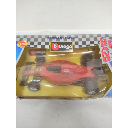 36 - Collection of vintage boxed Bburago model vehicles to include a 1:24 scale Ferrari 641/2 6128 & ... 