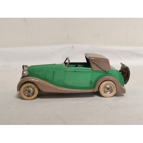 19 - A pre-war tinplate Tri-ang Minic 51ME clockwork Daimler Sedanca model car with green chassis and gre... 