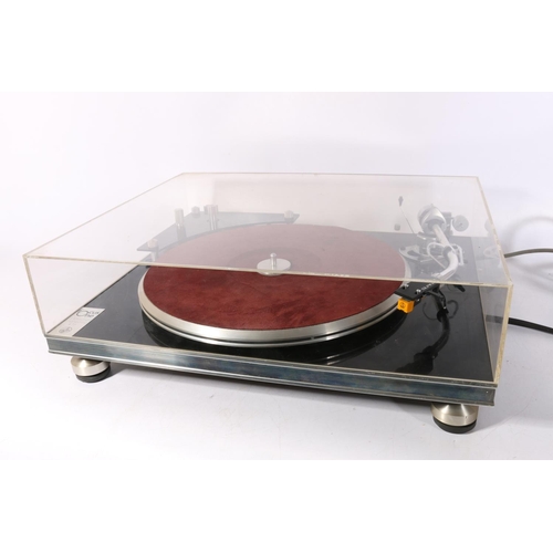 610 - J.A. Michell, Focus One Vintage record player.