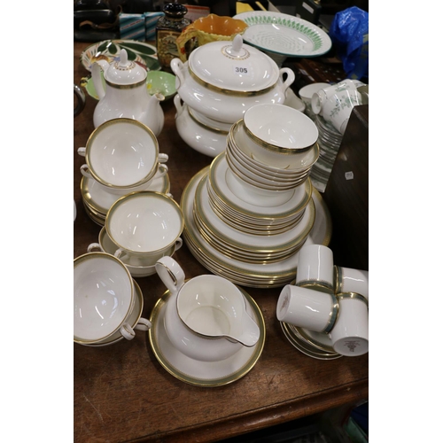 355 - Royal Doulton Clarendon dinner service comprising dinner plates, breakfast plates, soup coupes and s... 