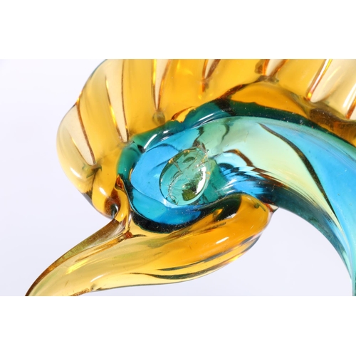 21 - Two mid-century Murano Art Glass shallow dishes in the form of birds, and a Murano Sommerso glass du... 