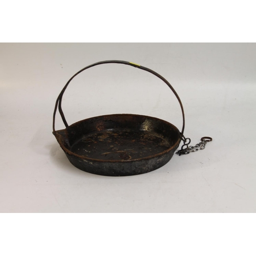 99 - Iron griddle pan skillet with pouring spout, makers mark to base 'three leaf clover' with lozenge an... 