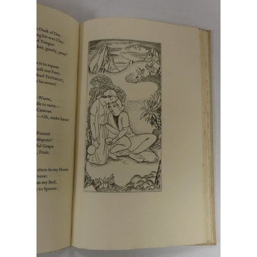 102 - GOLDEN COCKEREL PRESS.  Fitzgerald Edward (Trans).  Rubaiyat of Omar Khayyam. Ltd. ed. 203/300. Line... 