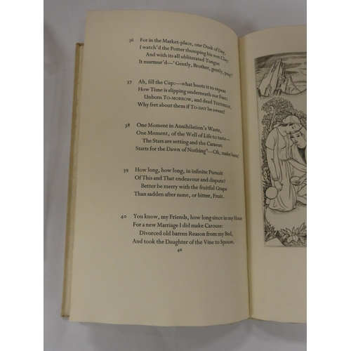 102 - GOLDEN COCKEREL PRESS.  Fitzgerald Edward (Trans).  Rubaiyat of Omar Khayyam. Ltd. ed. 203/300. Line... 