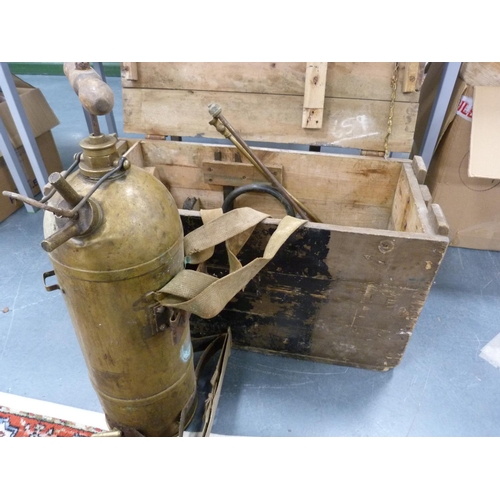 113 - Four Oaks military spraying machine with accessories, in wooden box.